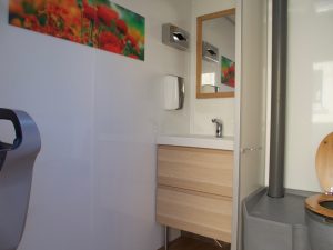 Caravane sanitaire confort location toilettes chimiques Ardèche