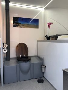 toilettes-autonome-haut-de-gamme-mariage